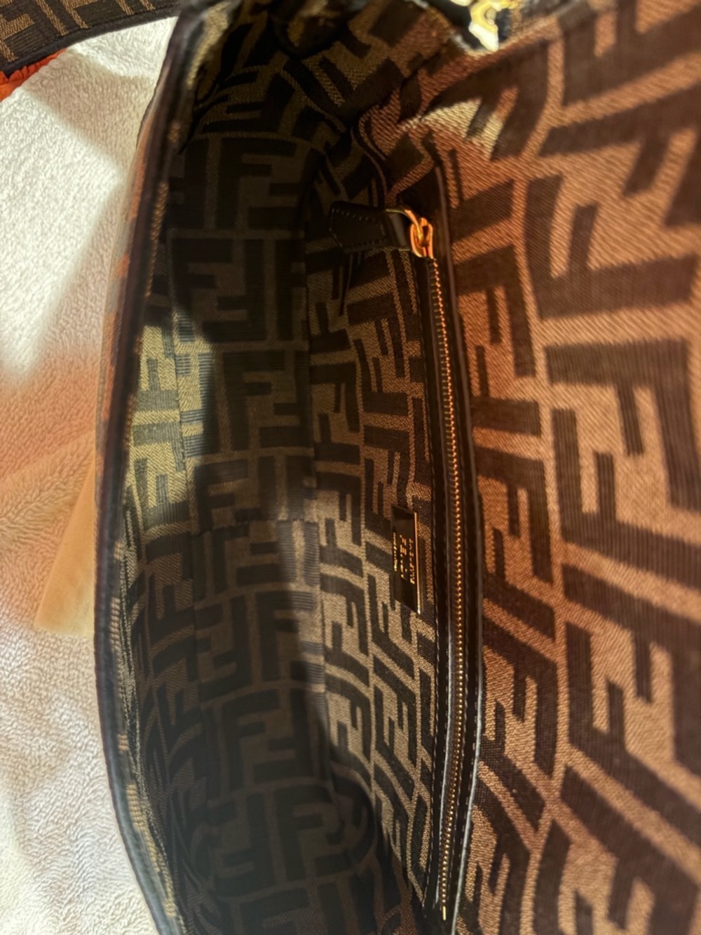 Fendi Brown and Black FF Logo Baguette Shoulder Bag with Gold Hardware - Picture 6 of 13